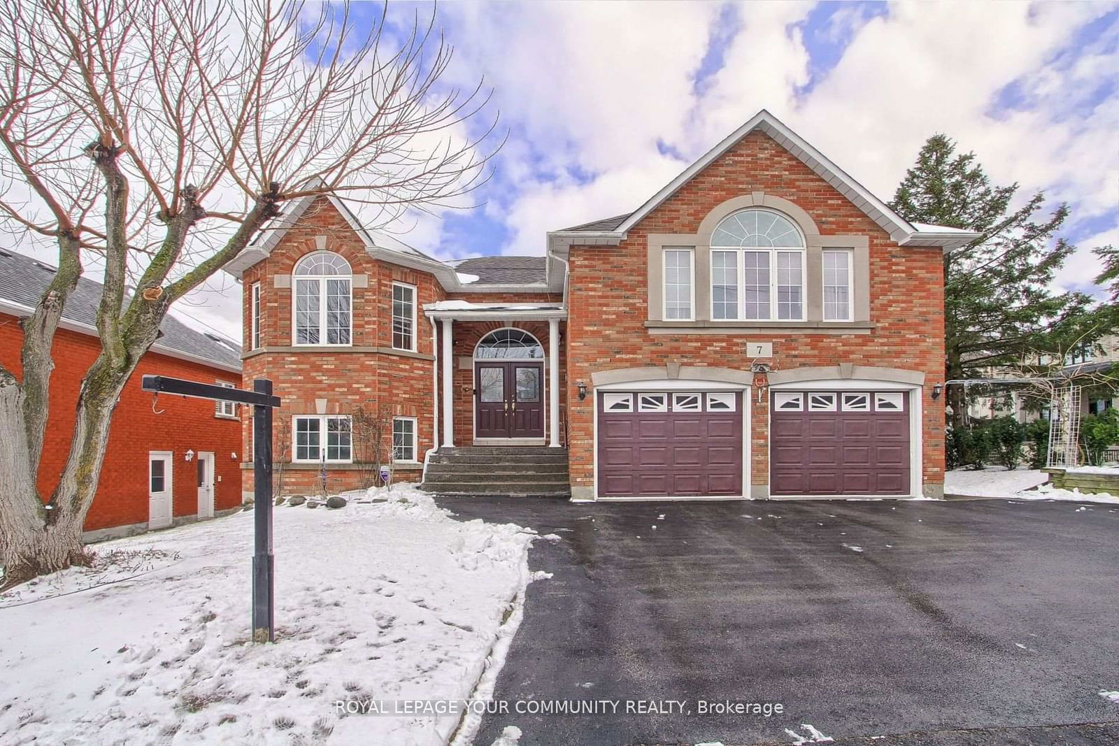 Detached House sold at 7 Snively Street, Richmond Hill, Oak Ridges Lake Wilcox, L4E 3E7 - MLS: N12068531