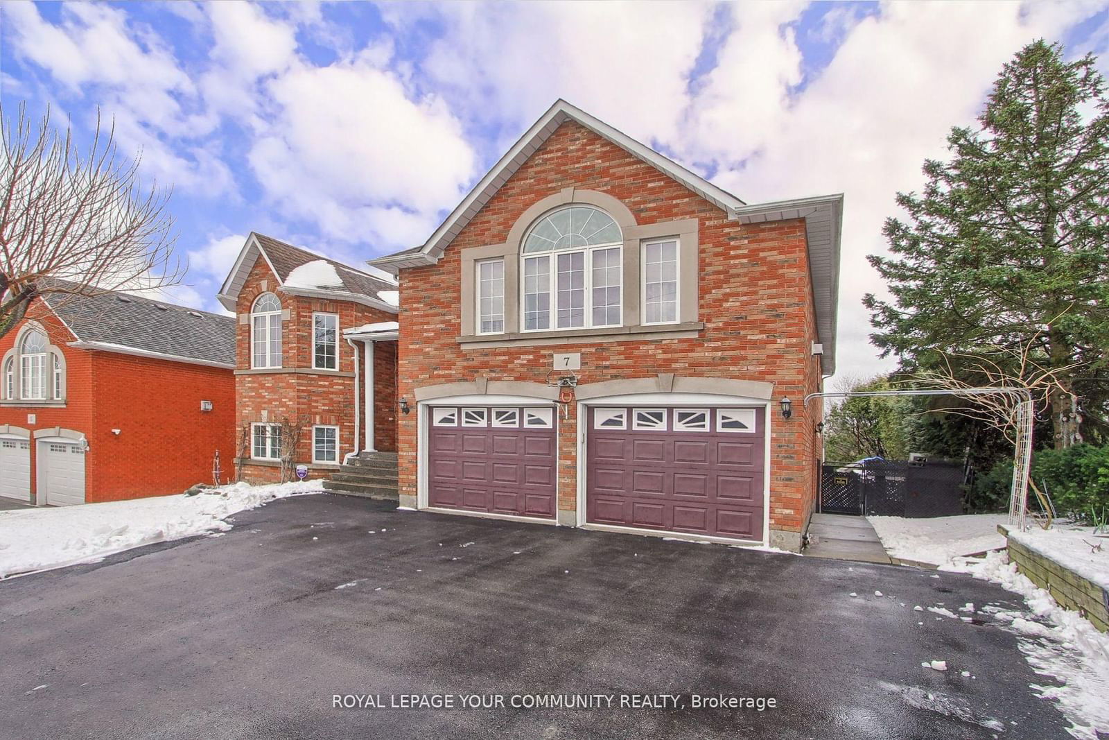 Detached House sold at 7 Snively Street, Richmond Hill, Oak Ridges Lake Wilcox, L4E 3E7 - MLS: N12068531
