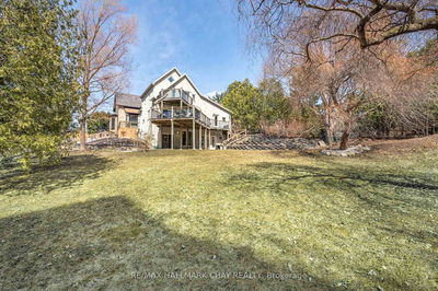 11 Catherine Ave, Aurora - Aurora Village image-0-1