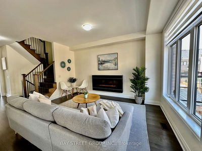 43 Duncombe Lane, Richmond Hill - South Richvale image-0-2