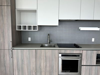 Unit 5309 — 950 Portage Pkwy, Vaughan - Vaughan Corporate Centre image-0-3