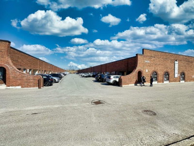 Unit 20 — 2650 John Street — photo 4