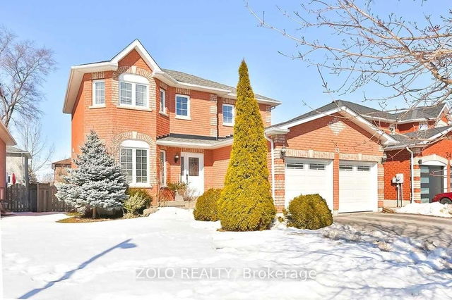Upper - 32 Amberview Drive