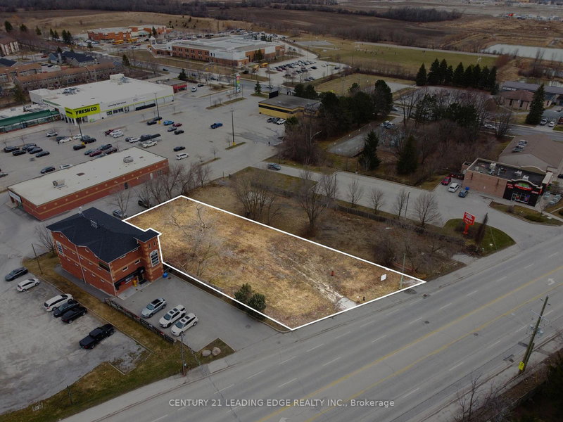 451 The Queensway S, Georgina, L4P 2C9 | Image 2