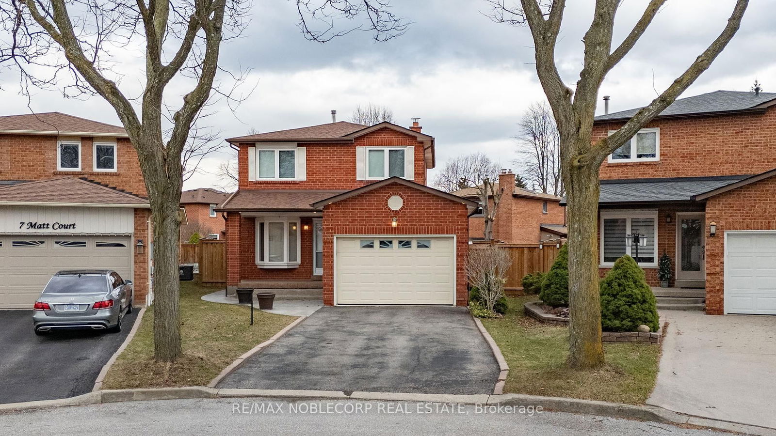 Detached House for sale at 5 Matt Court, Vaughan, Maple, L6A 1B9 - MLS: N12072405