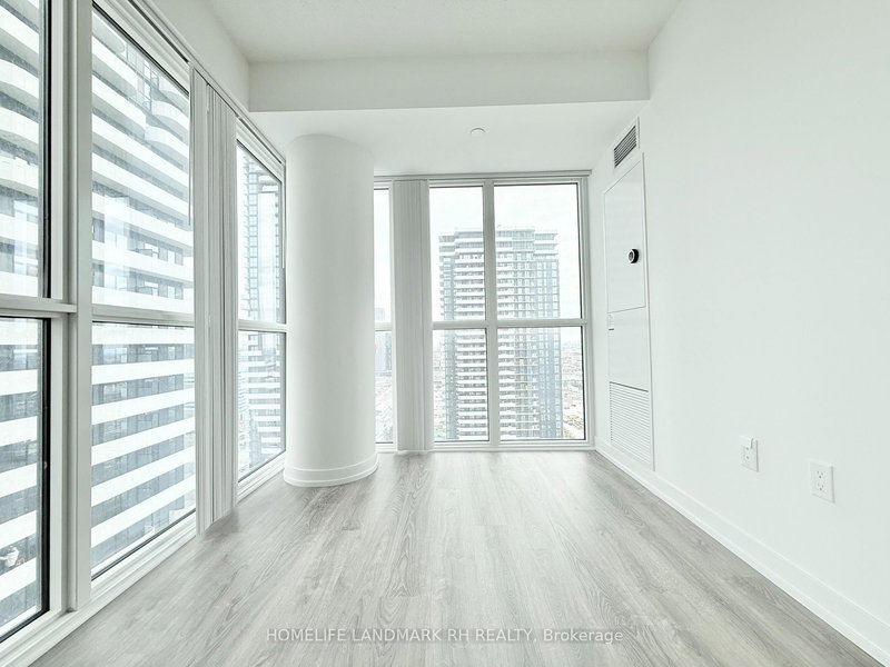 3715 - 195 Commerce St, Vaughan, L4K 0P9 | Image 3