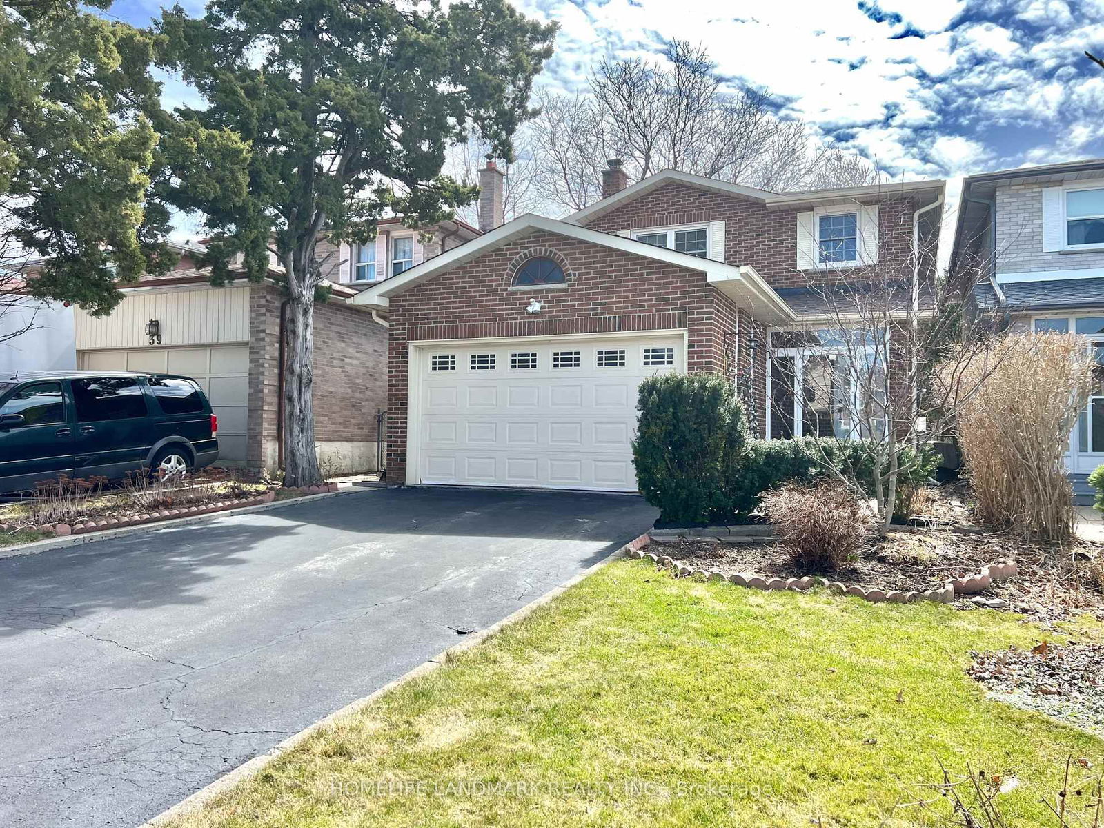 Detached House sold at 37 Stargell Crescent, Markham, Raymerville, L3P 4J7 - MLS: N12073008