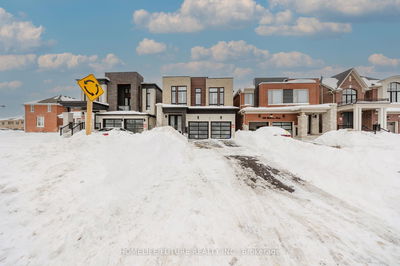 104 Mckean Dr, Whitchurch-Stouffville - Stouffville image-0-4