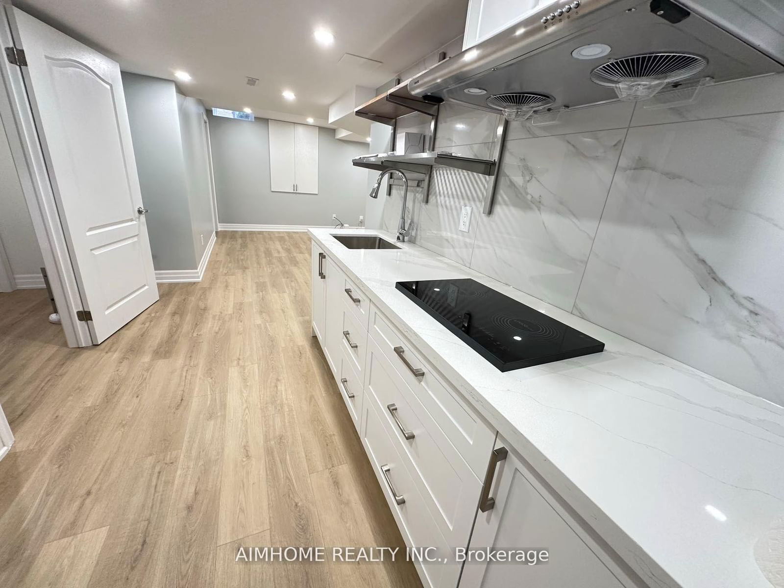Detached House leased at Bsmt-1-130 Hollybush Drive, Vaughan, Maple, L6A 2H3 - MLS: N12073461