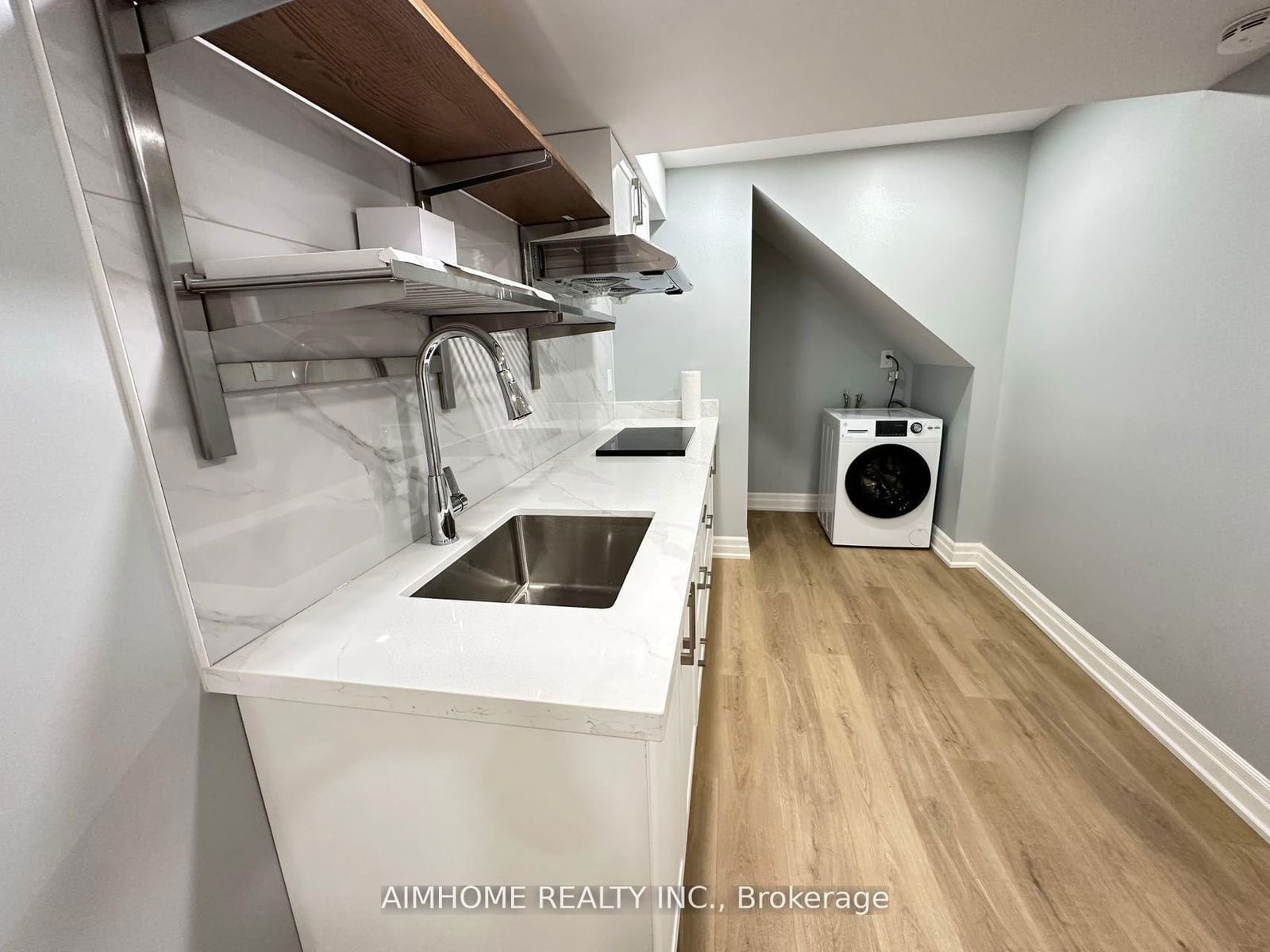 Detached House leased at Bsmt-1-130 Hollybush Drive, Vaughan, Maple, L6A 2H3 - MLS: N12073461
