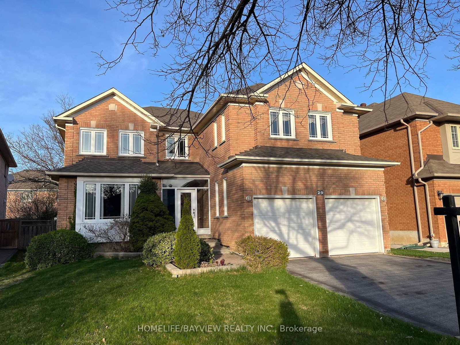 Detached House for sale at 29 Palmerston Drive, Vaughan, Beverley Glen, L4J 7V8 - MLS: N12073565