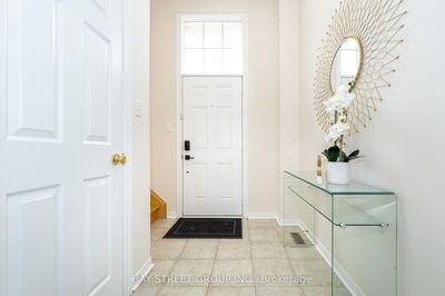10255 Woodbine Ave, Markham - Cathedraltown image-0-1