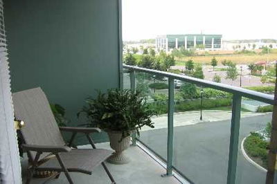Unit 401 — 23 Oneida Cres, Richmond Hill - Langstaff image-0-3