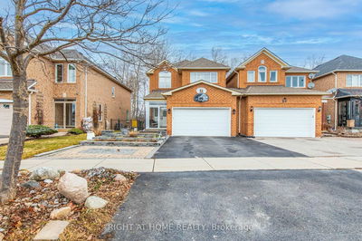 6 Long Point Dr, Richmond Hill - Oak Ridges Lake Wilcox image-0-1