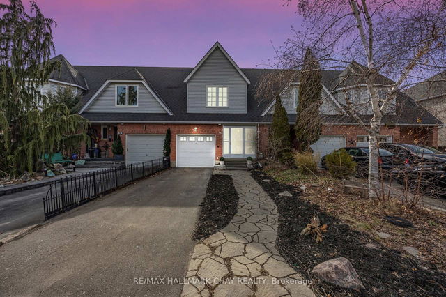 61 Oak Ridge Court