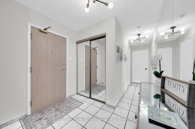 Unit 1002 — 30 Harding Blvd, Richmond Hill - North Richvale image-0-3