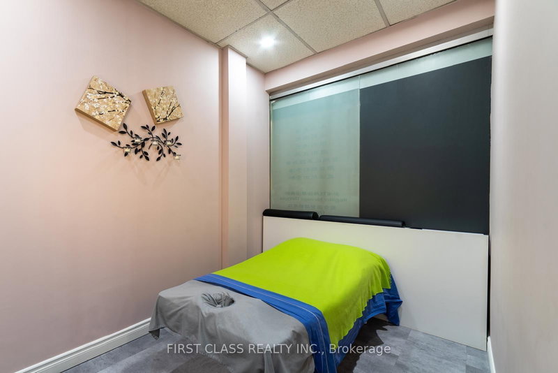 2016 - 8333 Kennedy Rd, Markham, L3R 4P8 | Image 3