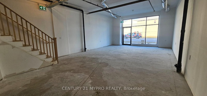 4 - 220 Dissette St, Bradford West Gwillimbury, L3Z 3G8 | Image 2