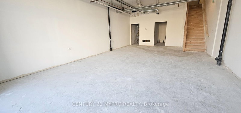 4 - 220 Dissette St, Bradford West Gwillimbury, L3Z 3G8 | Image 3