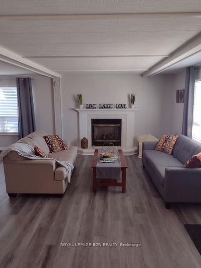 4 Linden Lane, Innisfil - Rural Innisfil image-0-1