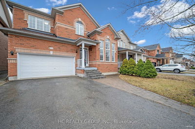 27 Valemount Way, Aurora - Bayview Wellington image-0-1