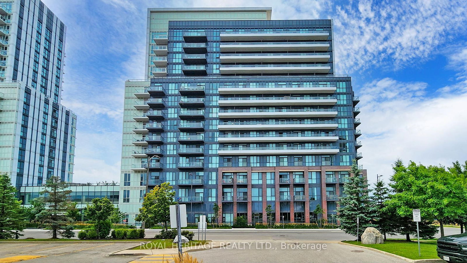 Condo for lease at 819-10 Honeycrisp Crescent, Vaughan, Vaughan Corporate Centre, L4K 0M7 - MLS: N12080019