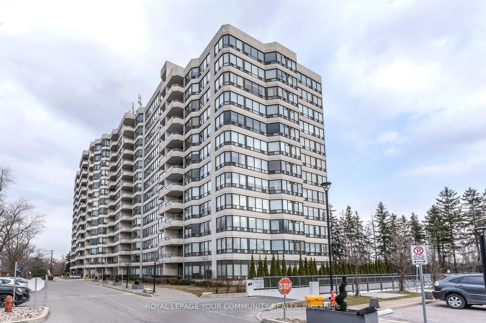 Condo for sale at 1002-8501 Bayview Avenue, Richmond Hill, Doncrest, L4B 3J7 - MLS: N12080303