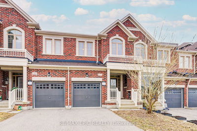 382 William Graham Dr, Aurora - Rural Aurora