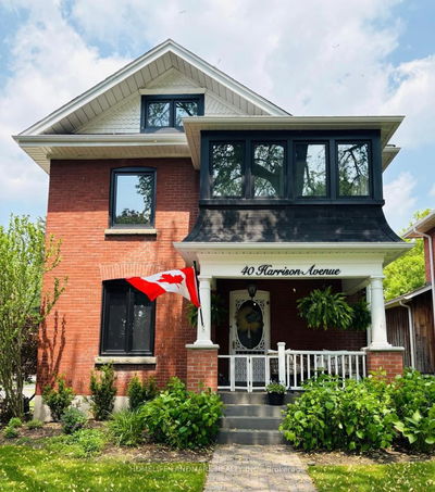 40 Harrison Ave, Aurora - Aurora Village