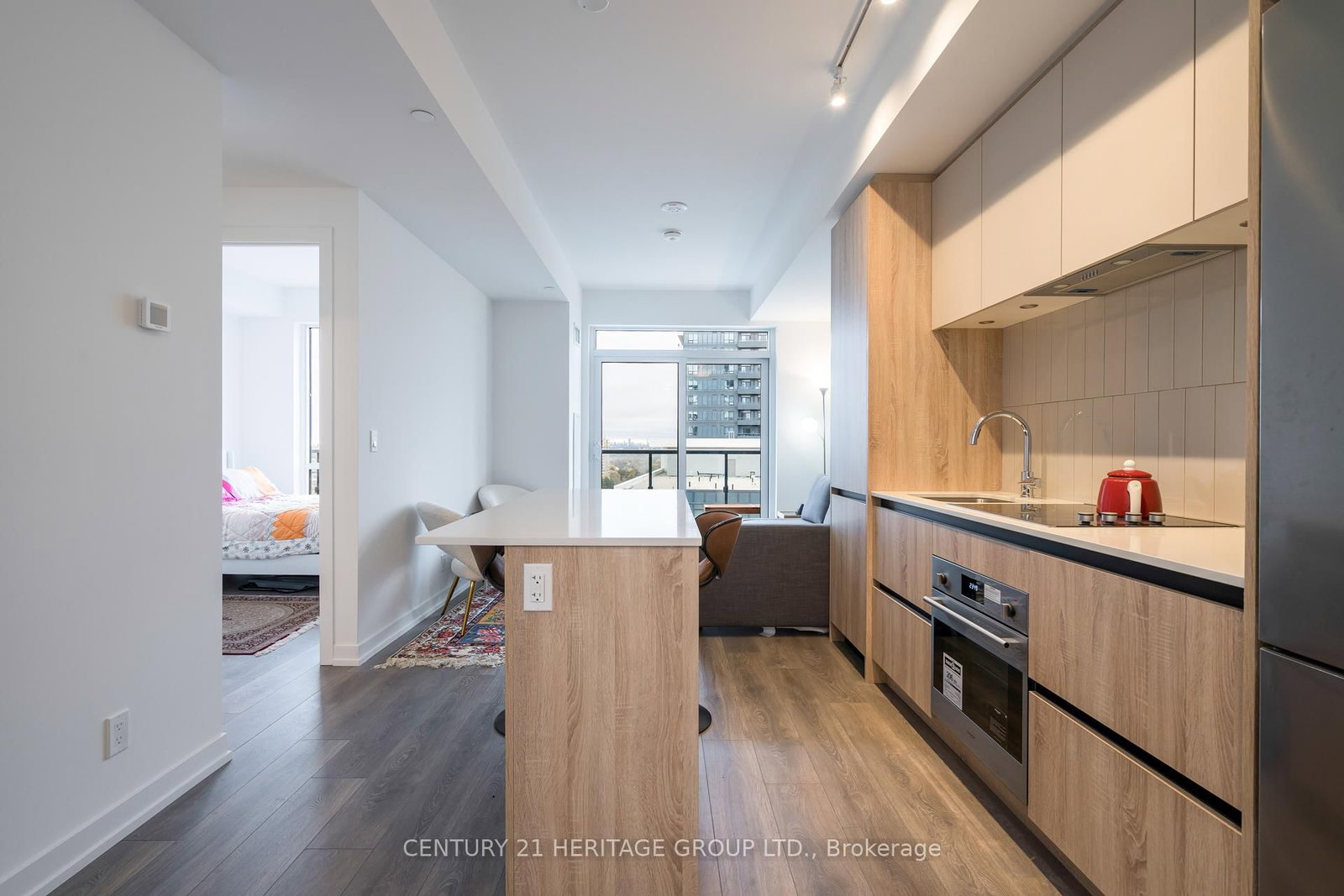 Listing Image 13
