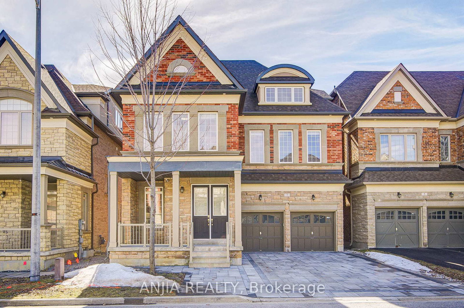 Detached House for sale at 7 Mario Avenue, Markham, Cachet, L6C 0X8 - MLS: N12081363