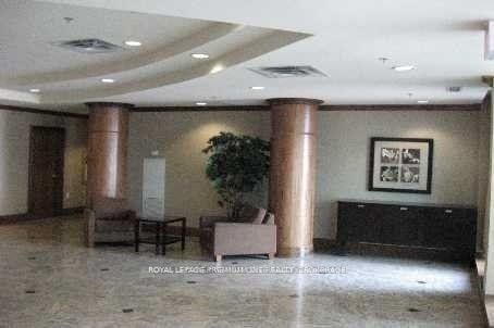 Condo for lease at 306-23 Oneida Crescent, Richmond Hill, Langstaff, L4B 0A2 - MLS: N12081495