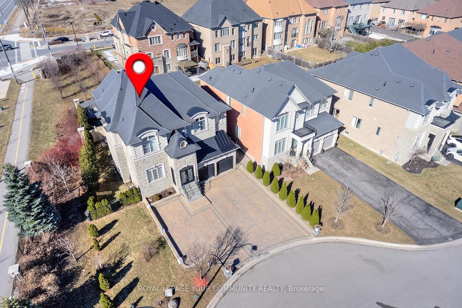 Detached House for sale at 38 Alrob Court, Vaughan, Patterson, L6A 2E6 - MLS: N12082471