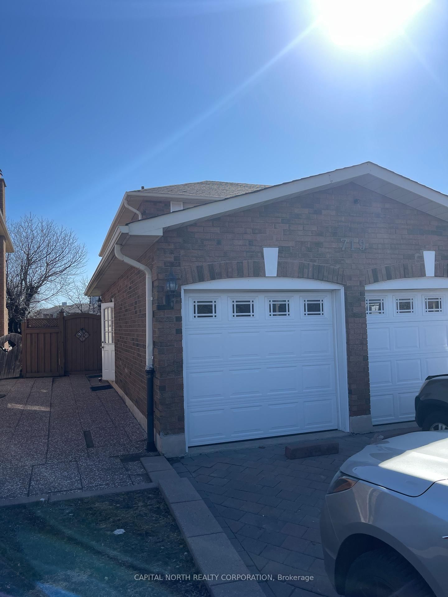 Building at 719 Aberdeen Avenue, Vaughan, East Woodbridge