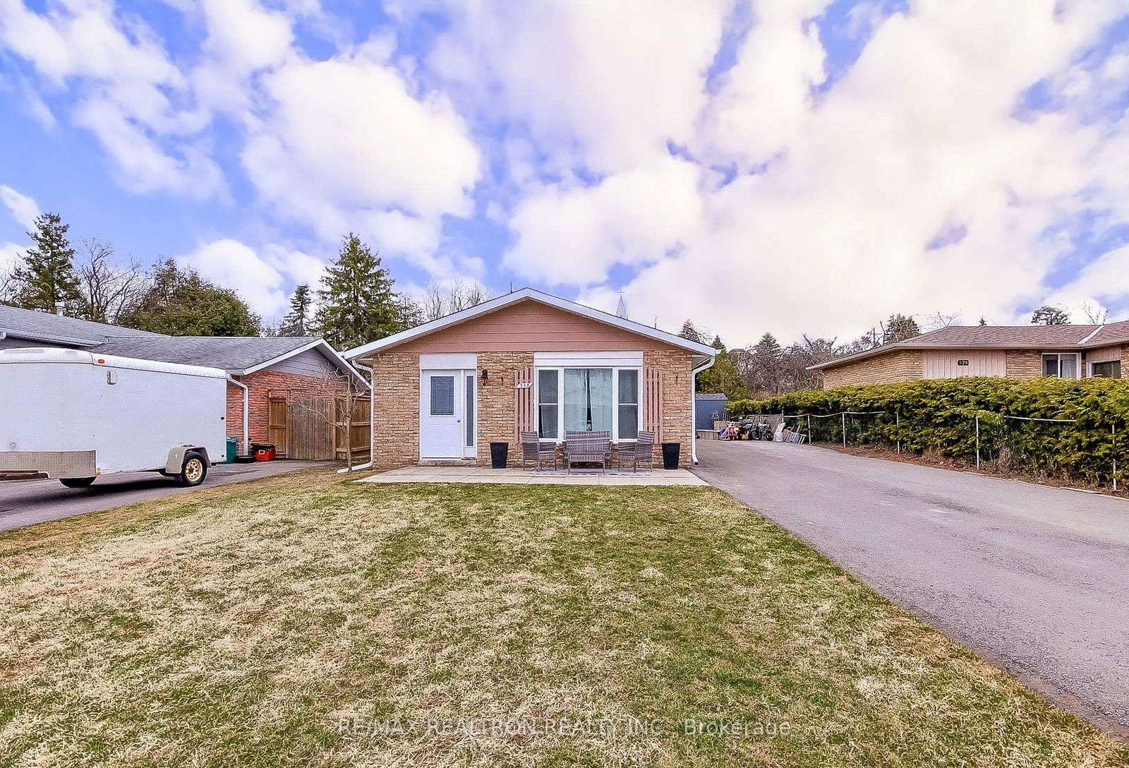Detached House sold at 585 North Street, Brock, Beaverton, L0K 1A0 - MLS: N12084119