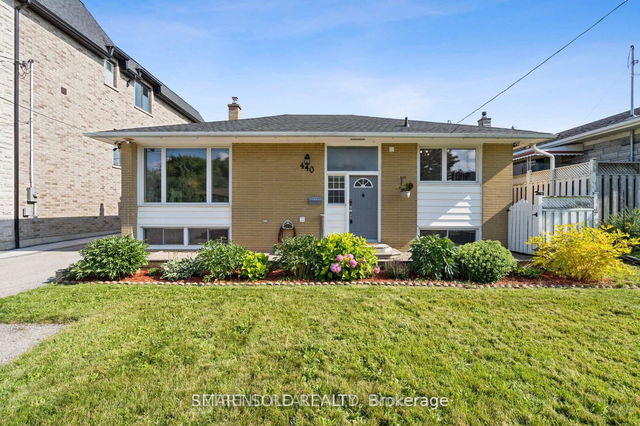440 Fernleigh Circle