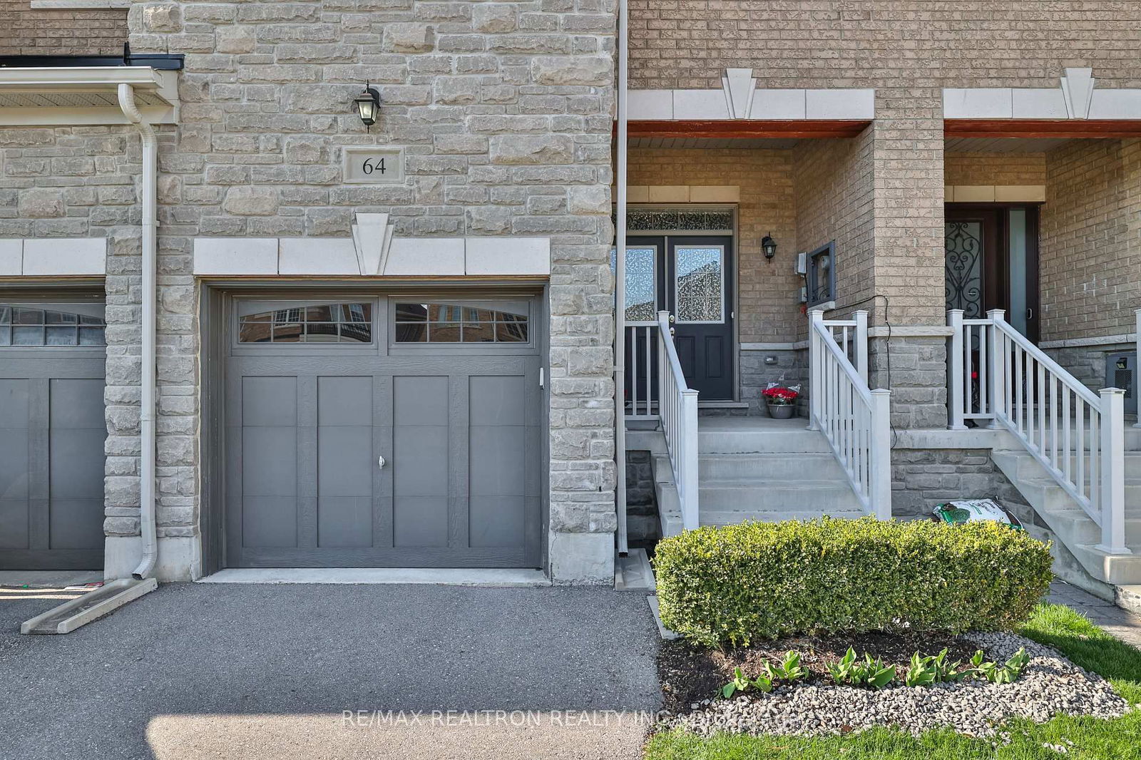 Townhouse for sale at 64 Paper Mills Crescent, Richmond Hill, Jefferson, L4E 0V4 - MLS: N12084906