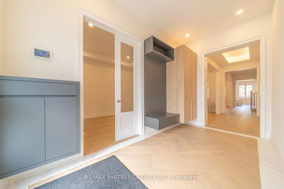 197 Steam Whistle Dr, Whitchurch-Stouffville - Stouffville image-0-2