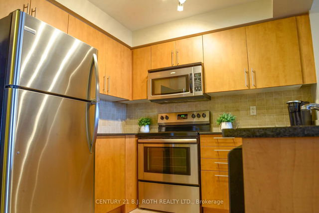 1202 - 350 Red Maple Road