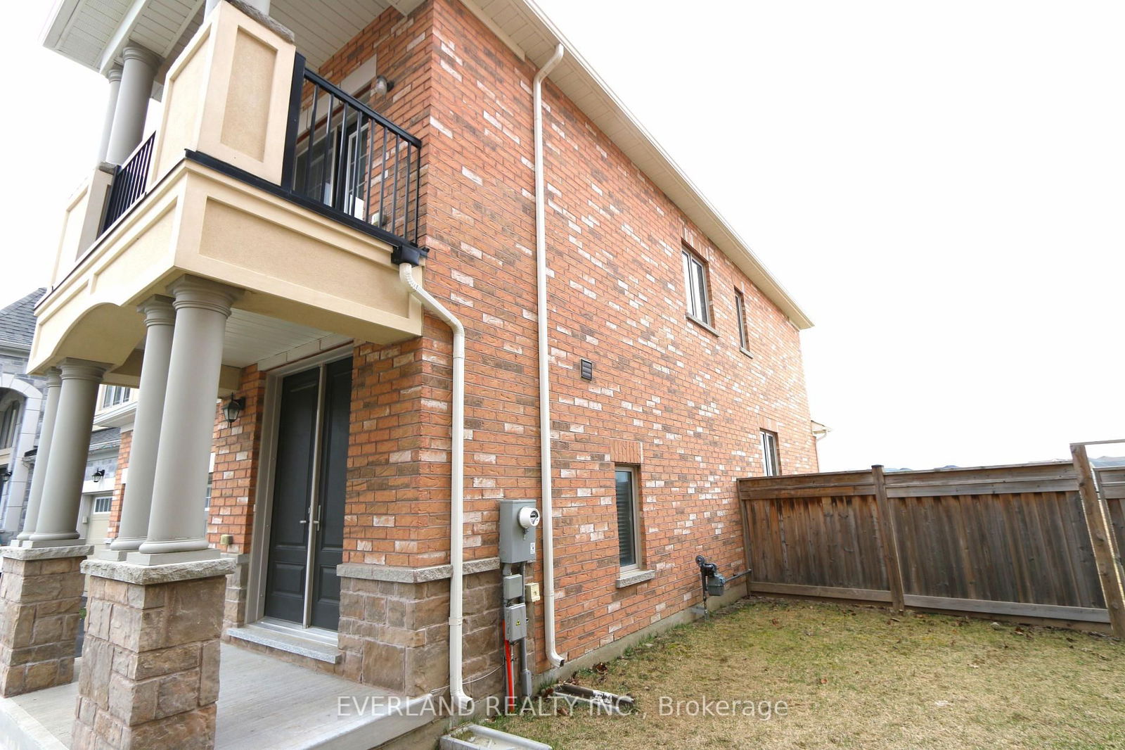 Detached House for sale at 26 Read Street, Aurora, Rural Aurora, L4G 0W8 - MLS: N12086027