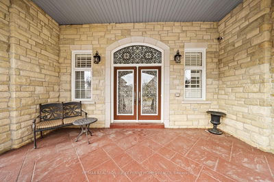 8 Heritage Woods Manr, Markham - Devil's Elbow image-0-2