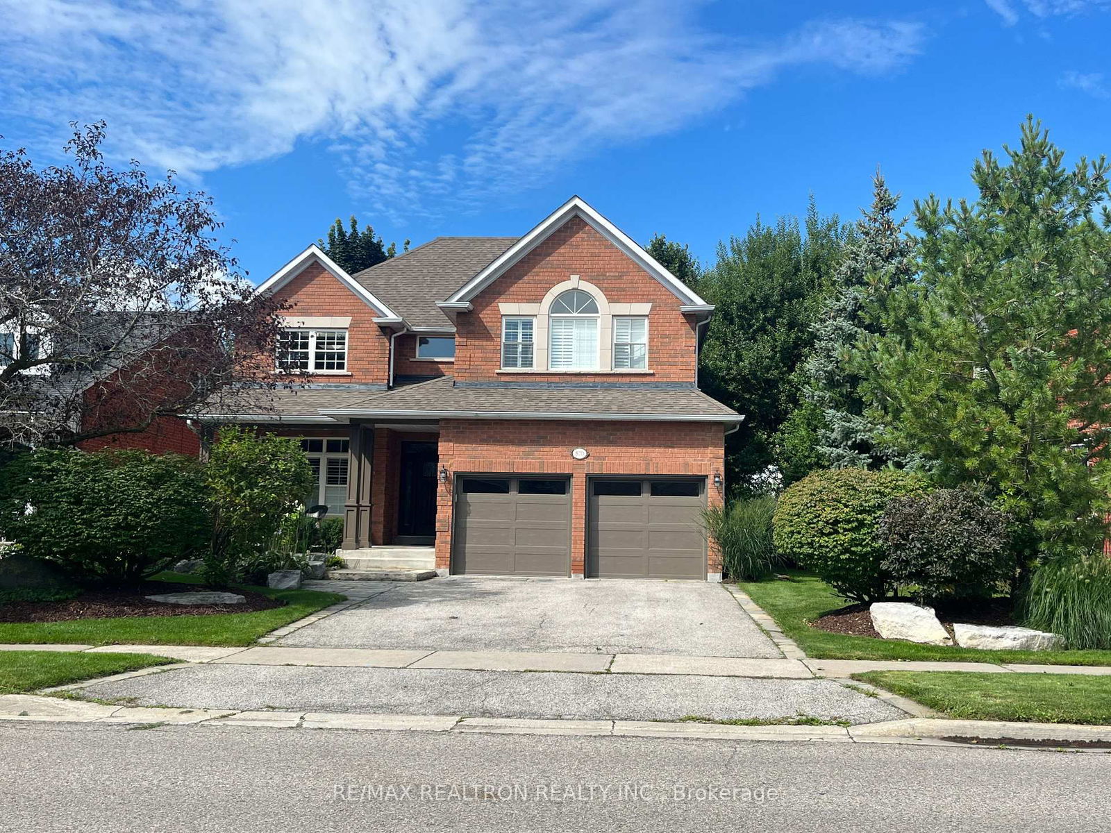 Detached House for sale at 870 Shadrach Drive, Newmarket, Stonehaven-Wyndham, L3X 2H3 - MLS: N12087364