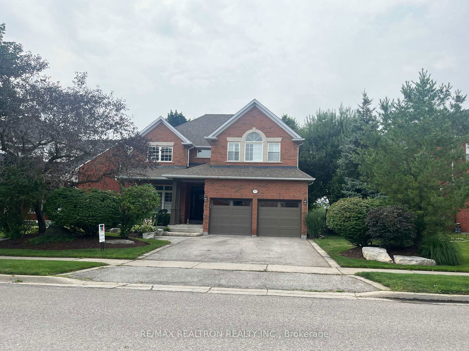 Detached House for sale at 870 Shadrach Drive, Newmarket, Stonehaven-Wyndham, L3X 2H3 - MLS: N12087364
