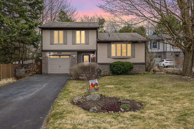 235 Hibiscus Crt, Newmarket - Huron Heights-Leslie Valley image-0-1