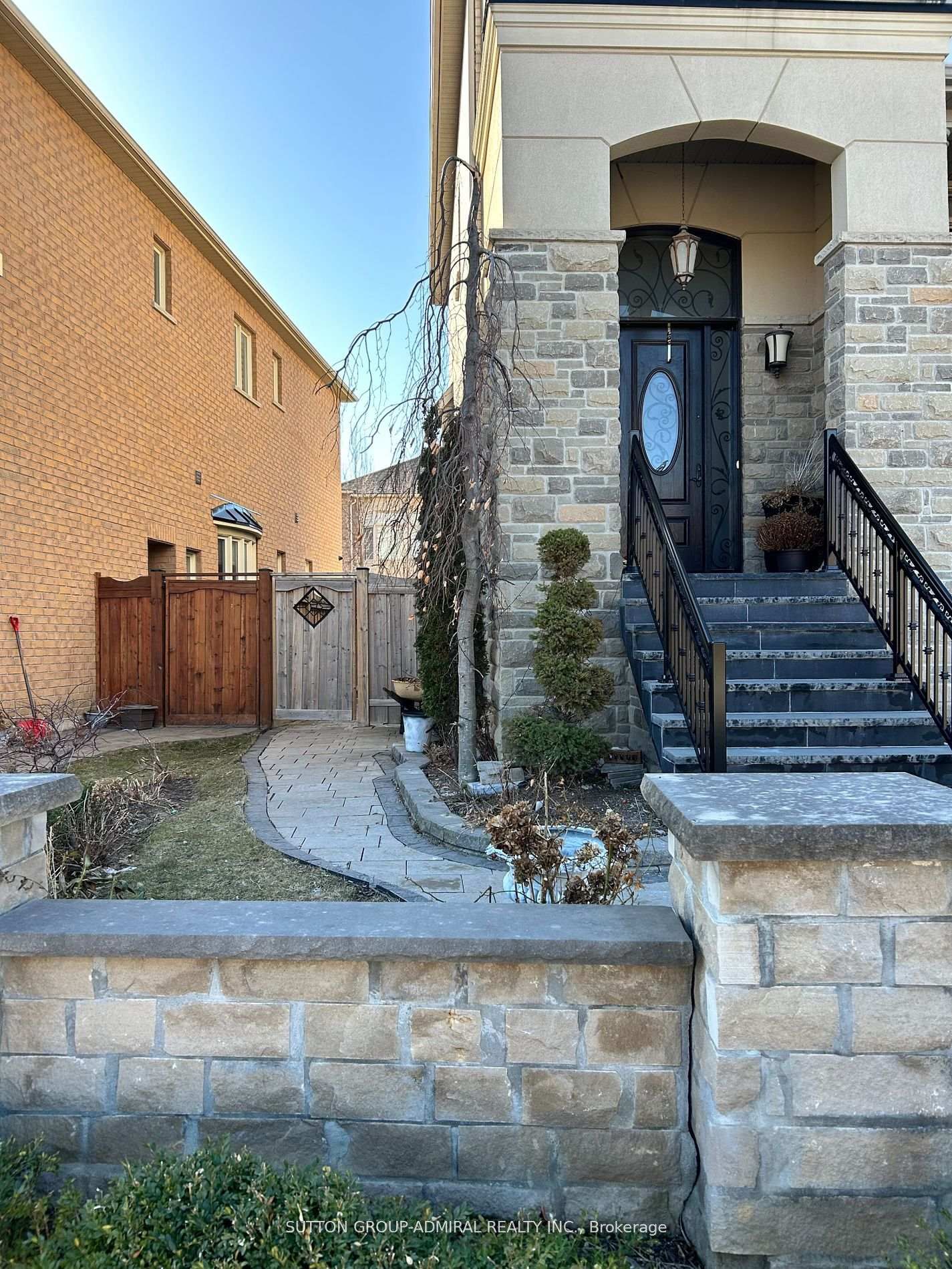 Detached House for lease at 307 Chatfield Drive, Vaughan, Vellore Village, L4H 3R7 - MLS: N12087721