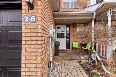26 Crittenden Dr, Georgina - Keswick South image-0-1