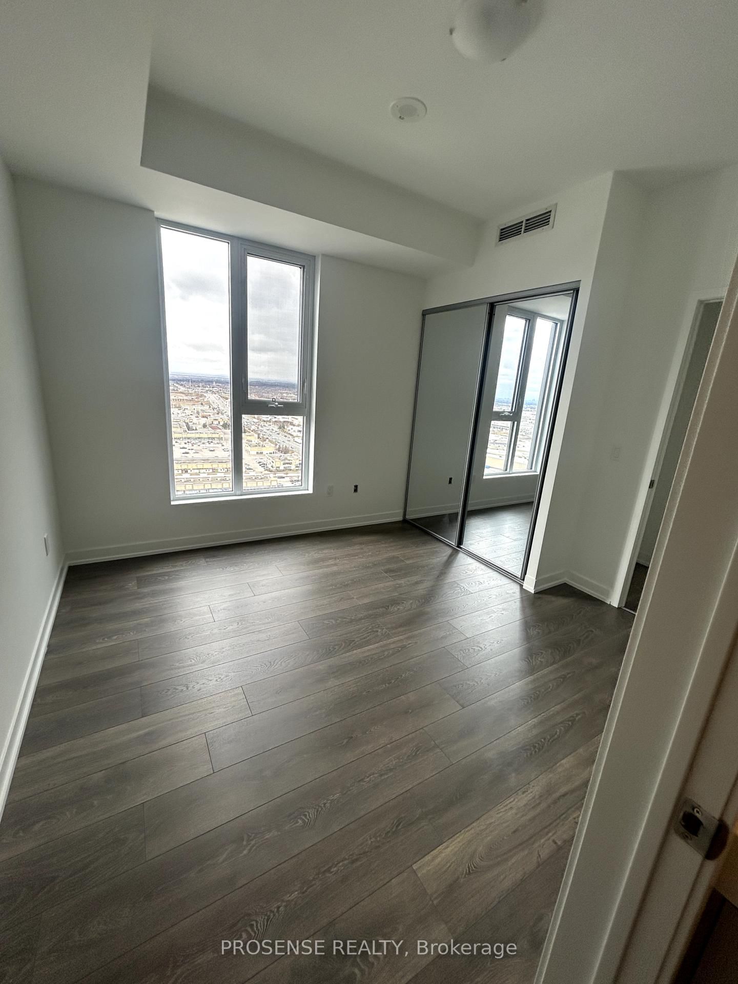 Condo leased at 2313-10 Abeja Street, Vaughan, Concord, L4K 0R4 - MLS: N12089023