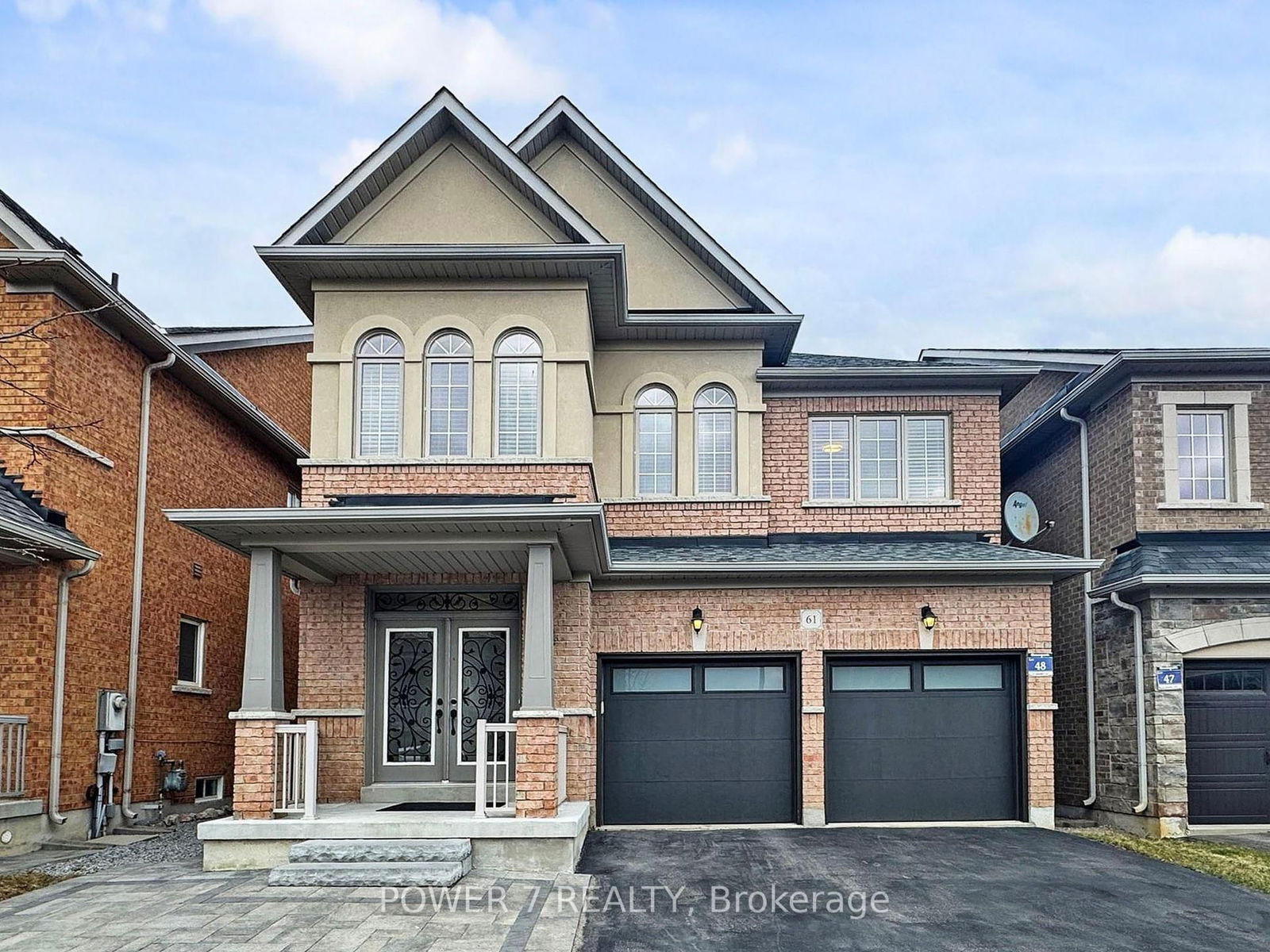 Detached House sold at 61 Estrella Crescent, Richmond Hill, Jefferson, L4E 0S4 - MLS: N12090150