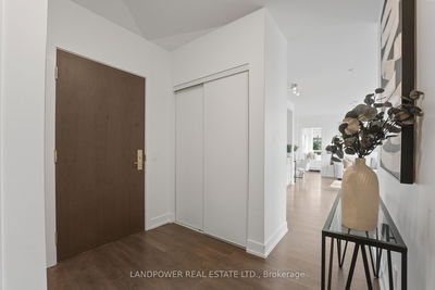Unit 706W — 268 Buchanan Dr, Markham - Unionville image-0-4