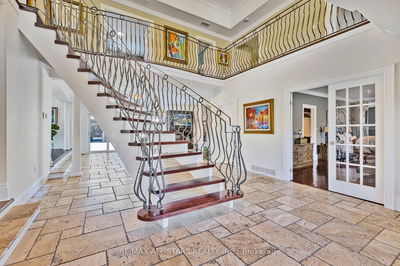 25956 Mccowan Rd, Georgina - Belhaven image-0-4